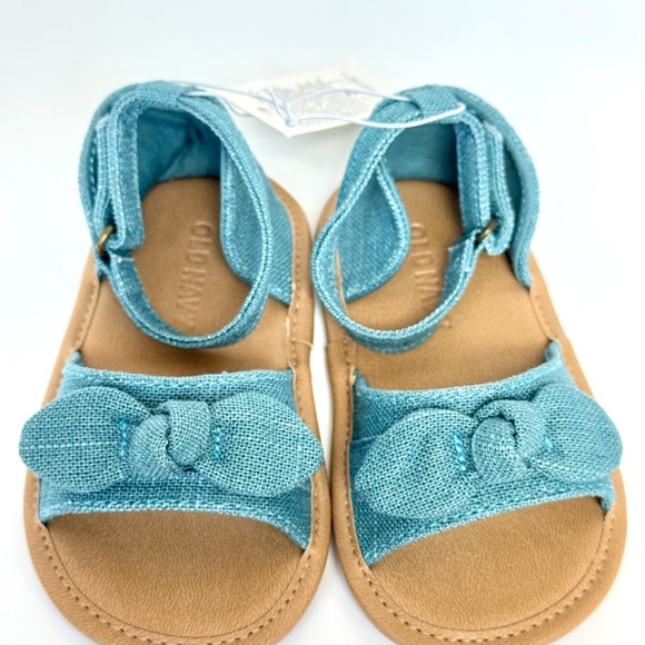 Old Navy Denim Blue Sandals - Baby 18-24 Months - NWT - Velcro Loop Closure Shoe - Picture 5 of 7